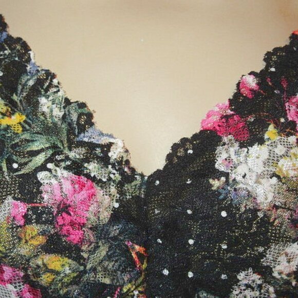 Torrid Curve Mesh Lace Bralette Size 4X No Wire Crop Top Dark Floral Whimsigoth - Picture 2 of 13